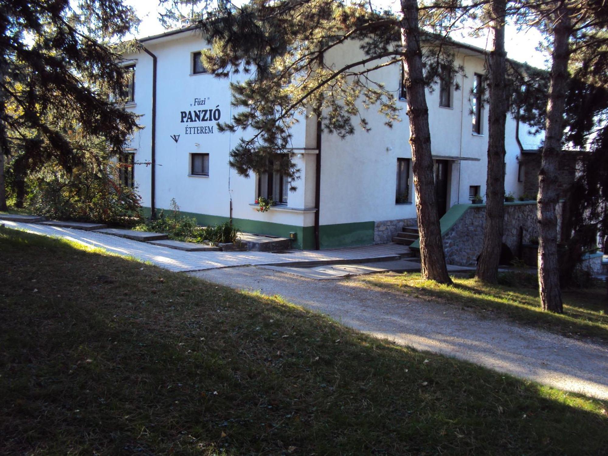 Bed and Breakfast Füzi Panzió Sopron Exterior foto